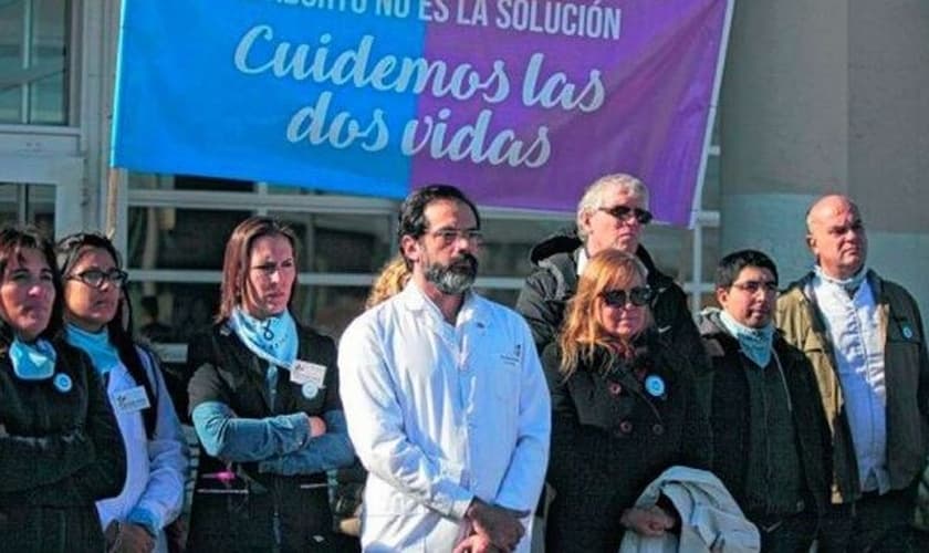 Dr. Leandro Rodríguez Lastra, condenado por não proceder a aborto na Argentina. (Foto: Reprodução/CtizenGO)