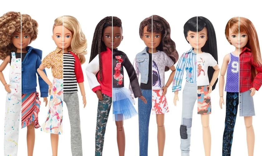 As bonecas 'sem gênero' têm roupas e perucas para serem customizadas com perfis masculinos ou femininos. (Foto: Mattel)